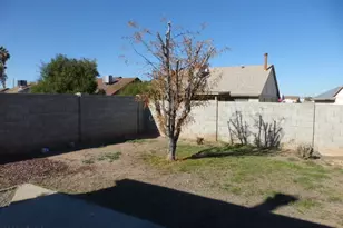 7312 W Sierra Vista Dr, Glendale, AZ 85303 - Photo 23