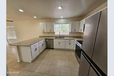 7038 S 42nd Street, Phoenix, AZ 85042 - Photo 9
