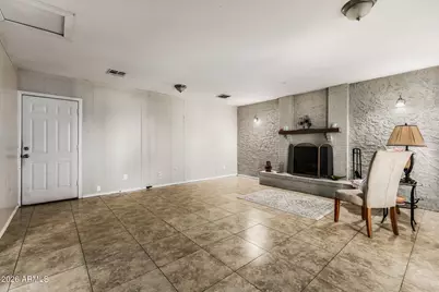 2530 N 58th Avenue, Phoenix, AZ 85035 - Photo 11