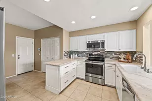 7957 E Joshua Tree Ln, Scottsdale, AZ 85250 - Photo 7