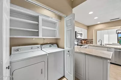 7957 E Joshua Tree Lane, Scottsdale, AZ 85250 - Photo 13