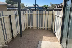 286 W Palomino Dr, Chandler, AZ 85225 - Photo 11