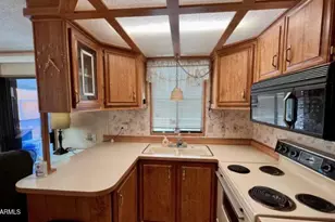 210 E Mesa Dr, Florence, AZ 85132 - Photo 11