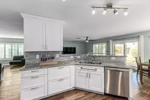 2302 E Paraiso Dr, Phoenix, AZ 85024 - Photo 9