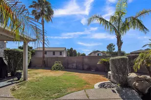 2302 E Paraiso Dr, Phoenix, AZ 85024 - Photo 7