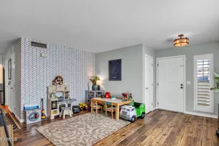 2302 E Paraiso Dr, Phoenix, AZ 85024 - Photo 19