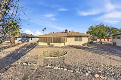 20001 N Willowcreek Circle, Sun City, AZ 85373 - Photo 29