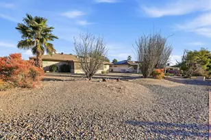 20001 N Willowcreek Cir, Sun City, AZ 85373 - Photo 25