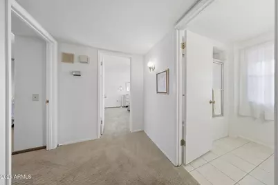 20001 N Willowcreek Circle, Sun City, AZ 85373 - Photo 15