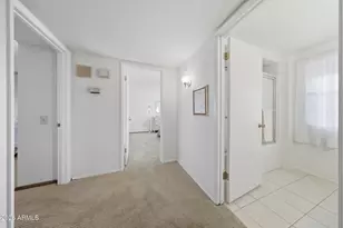 20001 N Willowcreek Cir, Sun City, AZ 85373 - Photo 15