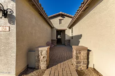 154 W Hackberry Avenue, Queen Creek, AZ 85140 - Photo 5