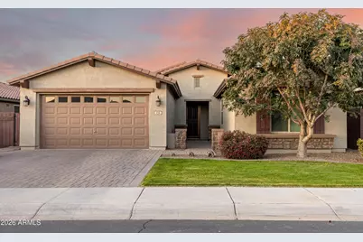 154 W Hackberry Avenue, Queen Creek, AZ 85140 - Photo 1