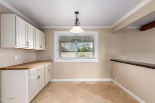 10627 N 44th Ct, Phoenix, AZ 85028 - Photo 21