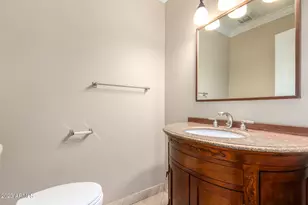 10627 N 44th Ct, Phoenix, AZ 85028 - Photo 23