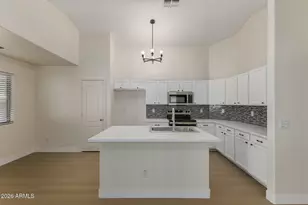 3318 W Fraktur Rd, Phoenix, AZ 85041 - Photo 13