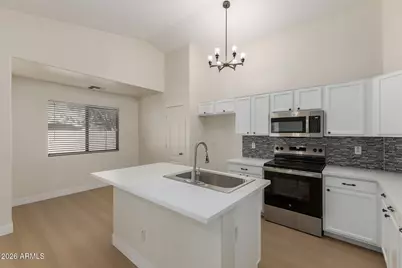 3318 W Fraktur Road, Phoenix, AZ 85041 - Photo 17