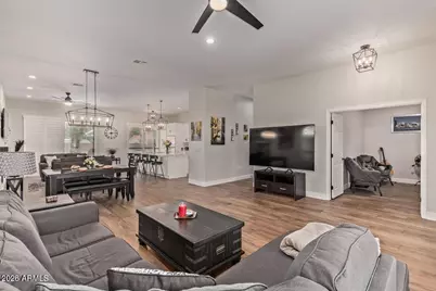 6319 E Juniper Avenue, Scottsdale, AZ 85254 - Photo 3