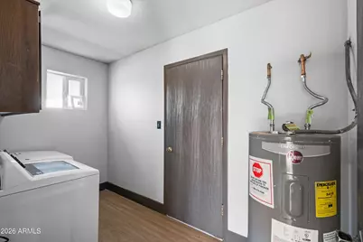 3817 W Harmont Drive, Phoenix, AZ 85051 - Photo 25