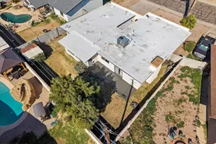 3817 W Harmont Dr, Phoenix, AZ 85051 - Photo 33