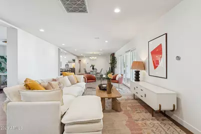 11049 N 44th Street, Phoenix, AZ 85028 - Photo 9