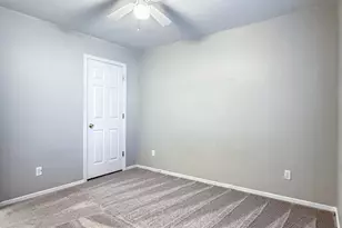 8431 W Altos Dr, Arizona City, AZ 85123 - Photo 11