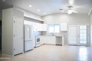 8431 W Altos Dr, Arizona City, AZ 85123 - Photo 3