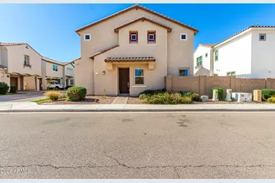 688 N Abalone Drive, Gilbert, AZ 85233 - Photo 3