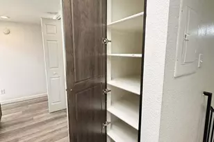 100 E Fillmore St, Phoenix, AZ 85004 - Photo 13