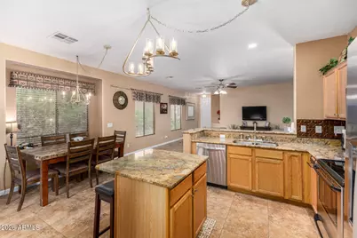 286 E Cheyenne Road, San Tan Valley, AZ 85143 - Photo 13