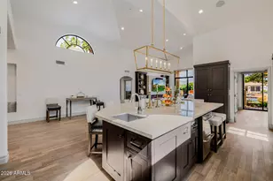 10463 N 101st Pl, Scottsdale, AZ 85258 - Photo 13