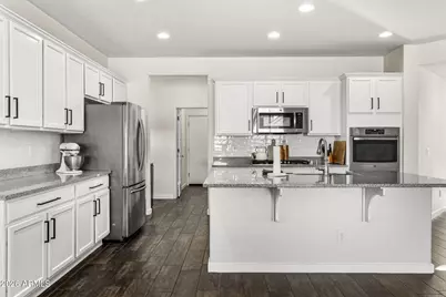 22556 N 100th Avenue, Peoria, AZ 85383 - Photo 11