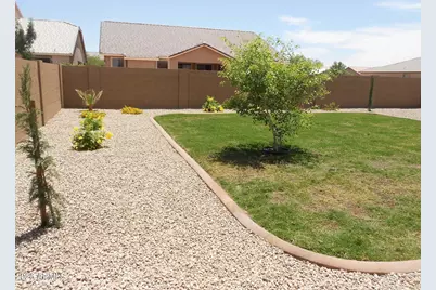1629 E Prickly Pear Place, Casa Grande, AZ 85122 - Photo 11