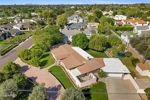 5944 E Calle Del Norte, Phoenix, AZ 85018 - Photo 5