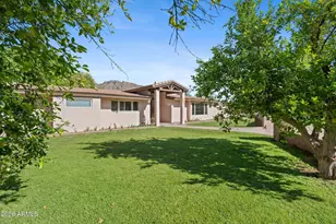 5944 E Calle Del Norte, Phoenix, AZ 85018 - Photo 31