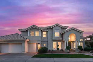 1467 E Amberwood Dr, Phoenix, AZ 85048 - Photo 1