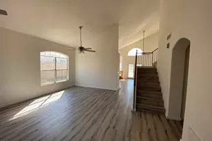 10254 S Hopi Ln, Goodyear, AZ 85338 - Photo 3