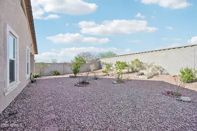 10736 W Bronco Trail, Peoria, AZ 85383 - Photo 23
