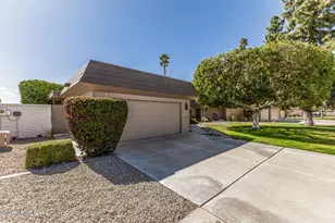 10629 W Loma Blanca Dr, Sun City, AZ 85351 - Photo 3