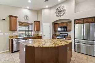 2934 E Quiet Hollow Ln, Phoenix, AZ 85024 - Photo 7