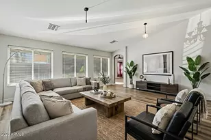 8357 W San Juan Ave, Glendale, AZ 85305 - Photo 7