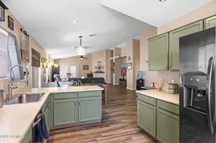 3523 W Saguaro Park Ln, Glendale, AZ 85310 - Photo 7