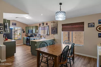 3523 W Saguaro Park Lane, Glendale, AZ 85310 - Photo 9