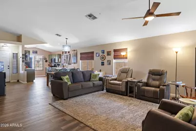 3523 W Saguaro Park Lane, Glendale, AZ 85310 - Photo 11