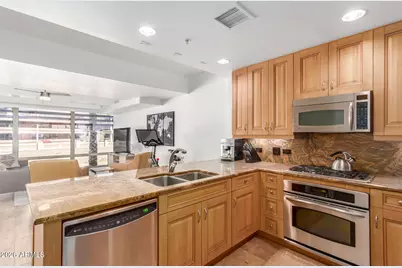 7161 E Rancho Vista Drive #2015, Scottsdale, AZ 85251 - Photo 9