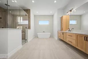 612 E Amber Sun Dr, Phoenix, AZ 85085 - Photo 25