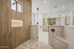 612 E Amber Sun Dr, Phoenix, AZ 85085 - Photo 29