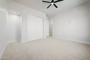 612 E Amber Sun Dr, Phoenix, AZ 85085 - Photo 39