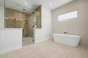 612 E Amber Sun Dr, Phoenix, AZ 85085 - Photo 27