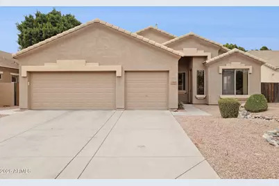 944 S Porter Street, Gilbert, AZ 85296 - Photo 1