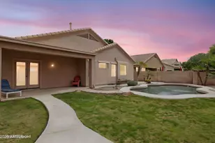 944 S Porter St, Gilbert, AZ 85296 - Photo 43